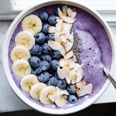 Blueberry Banana Almond Smoothie Bowl